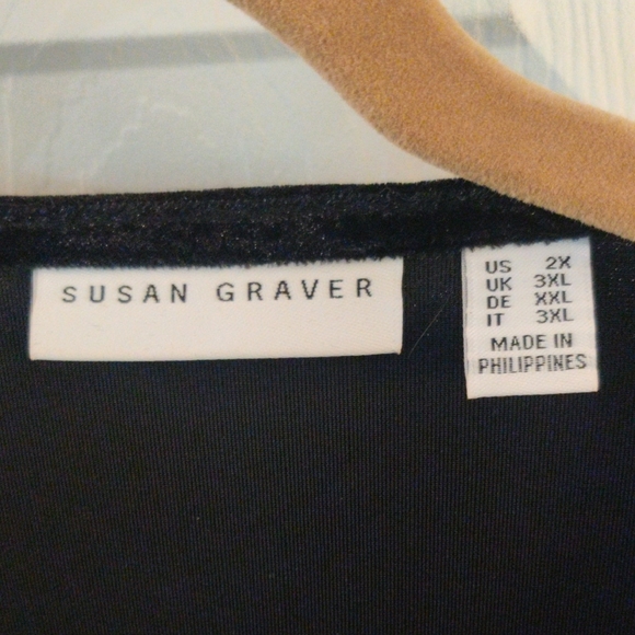 Susan Graver Black Top - Picture 4 of 6